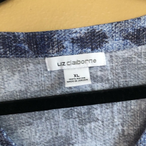 Liz Claiborne top - Picture 2 of 2